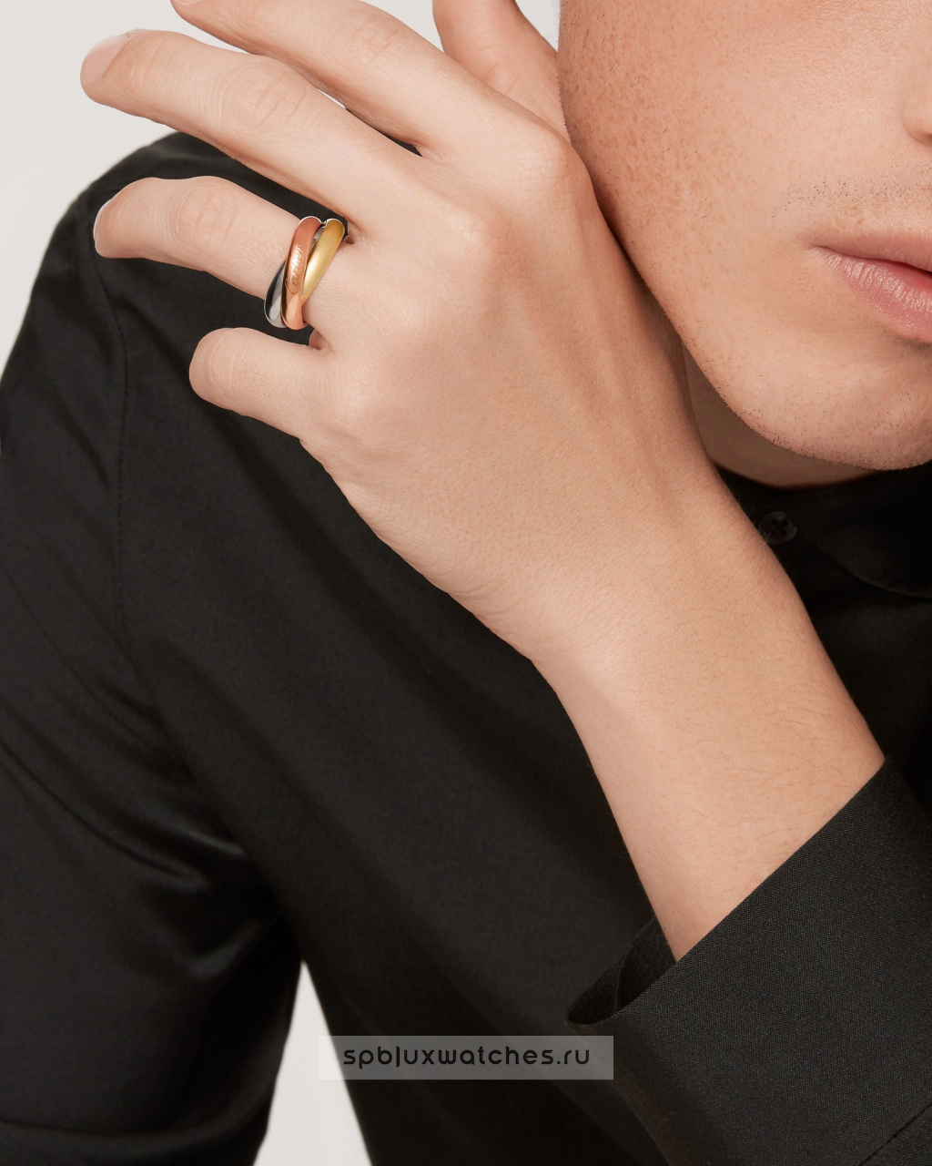 Кольцо Cartier Trinity Ring Large Model B4236100