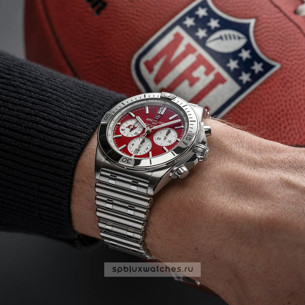 Breitling Chronomat B01 42 mm NFL Tampa Bay Buccaneers Edition AB01342B1K7A1
