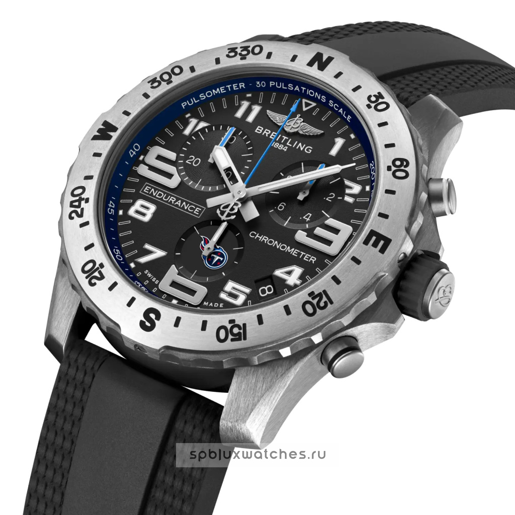 Breitling Professional Endurance Pro 44 mm NFL Tennessee Titans Edition E823106A1BPS1
