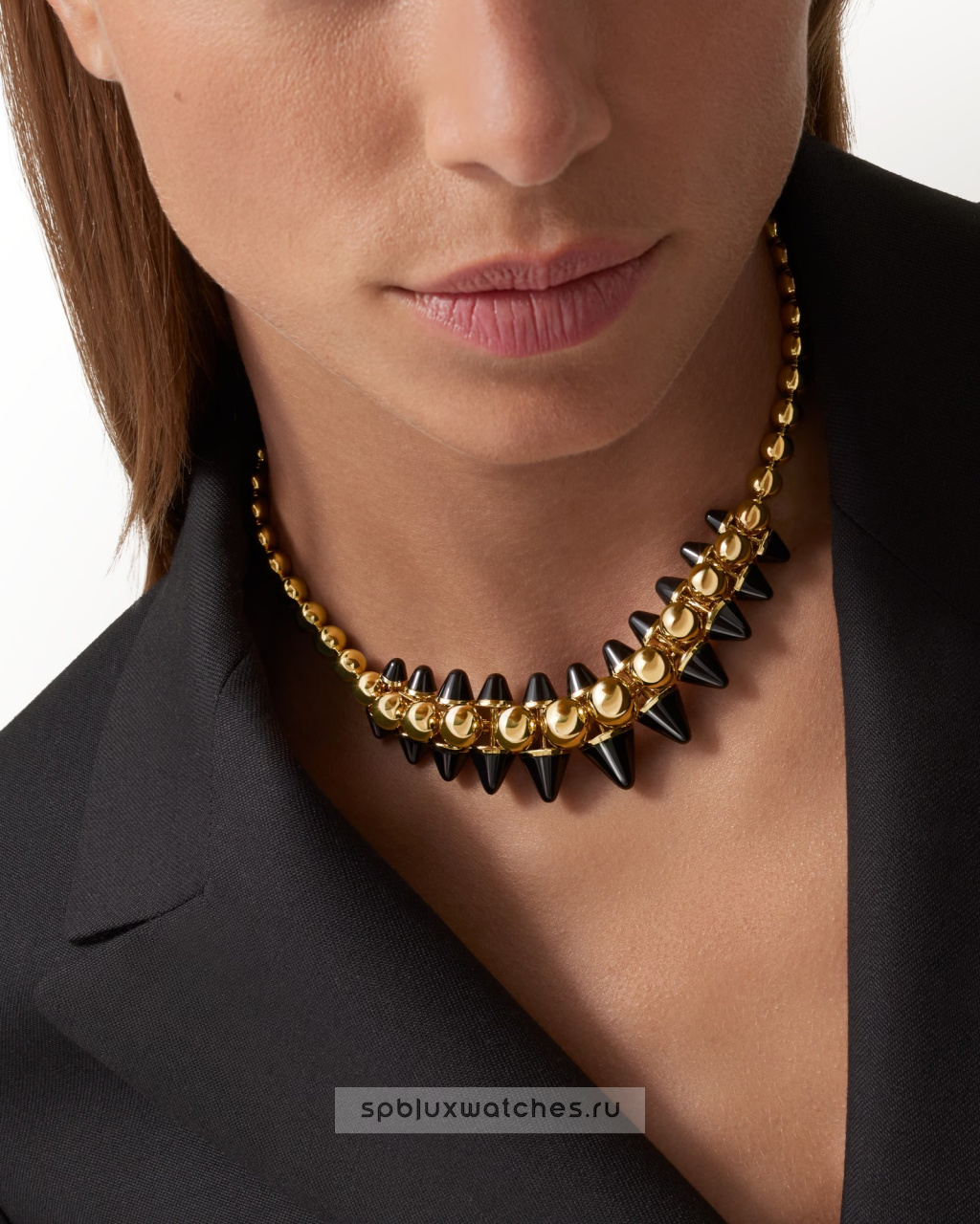 Колье Cartier Clash de Cartier Flexible Onyx Necklace Extra-Large Model N7424561