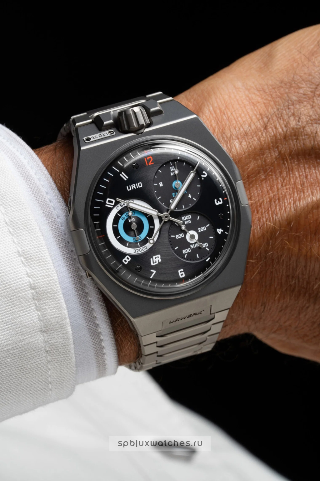 Urwerk Special Projects UR-10 SpaceMeter Dark 45.4 x 44 mm