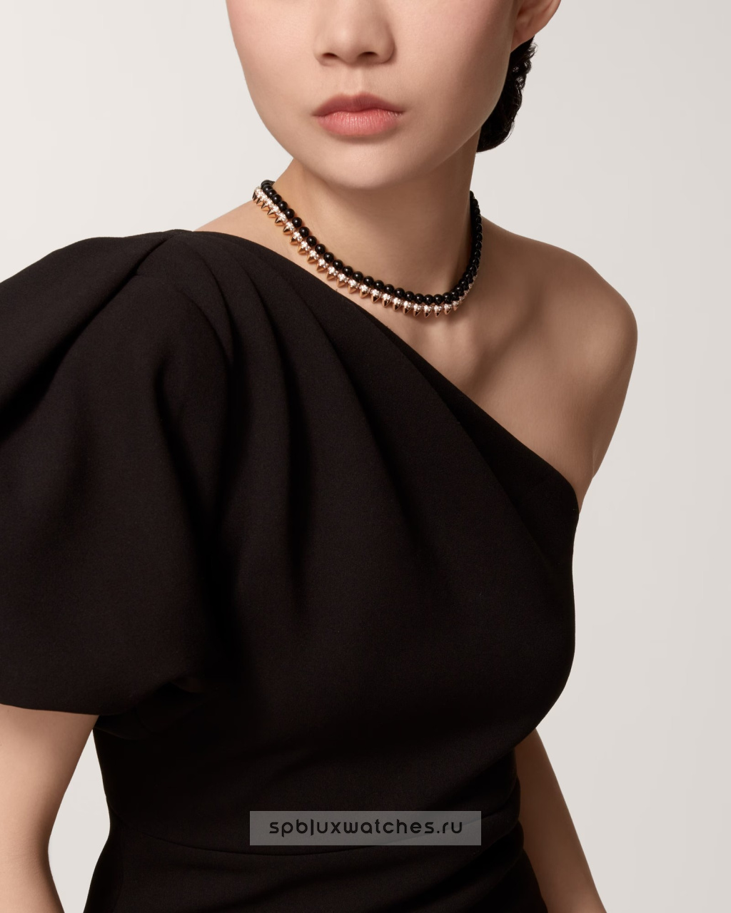 Колье Cartier Clash de Cartier Flexible Onyx Diamonds Necklace Extra-Large Model N7424459